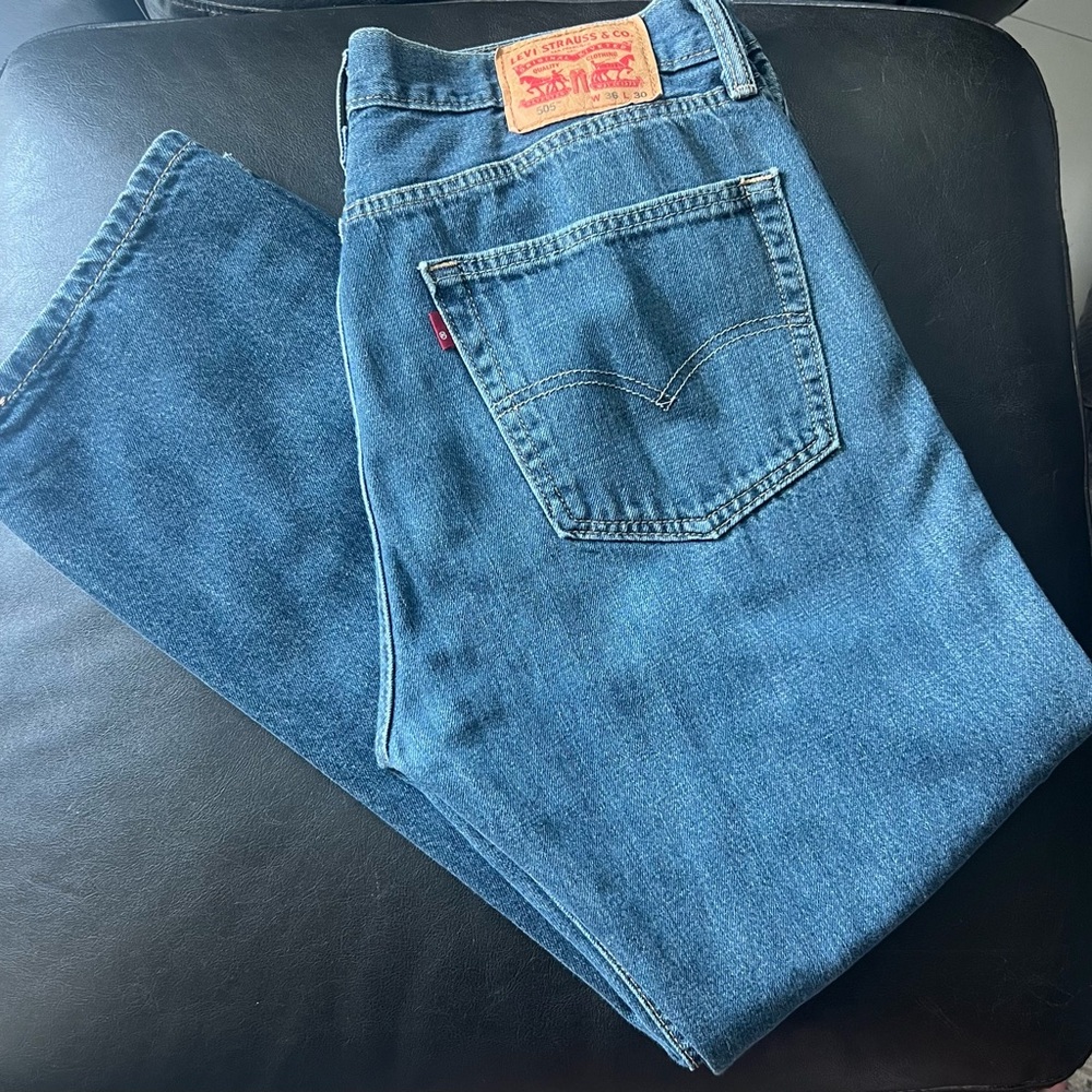 Levi's 505 Regular Fit Straight Jeans - 36x30
